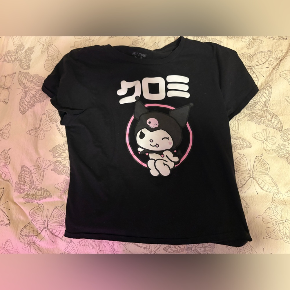 Hot Topic Women’s Kuromi Crop